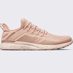 BRAND NEW without box APL Techloom Tracer size 5. Rose Dust/Crème/Speckled